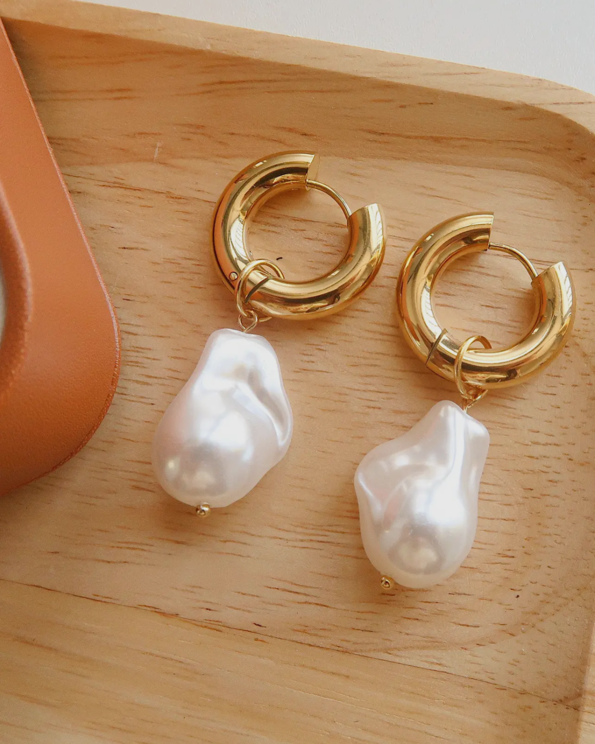 Oceana Pearl Hoops