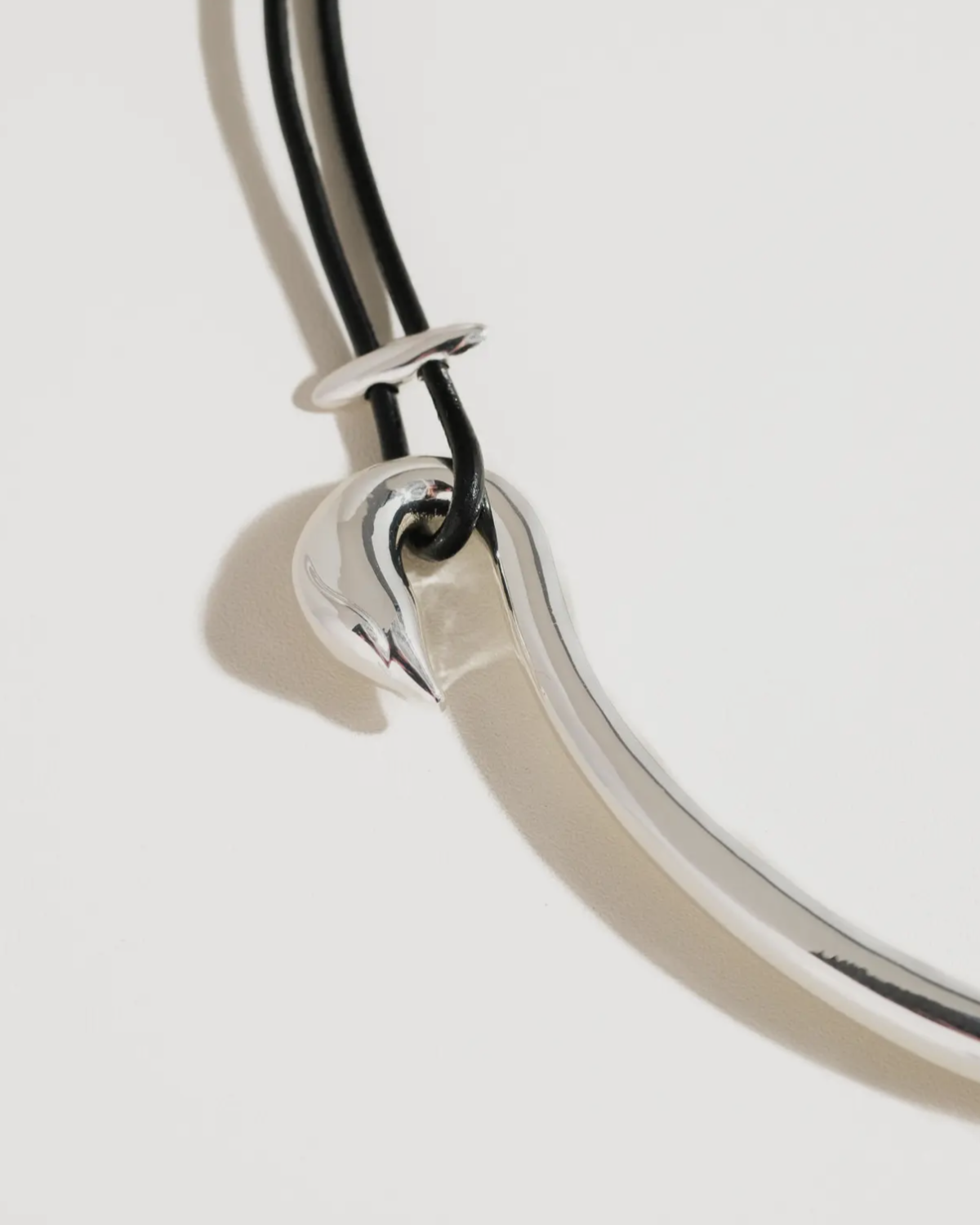Verve Statement Choker
