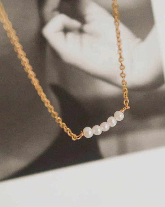 Spring water pearl summer necklace