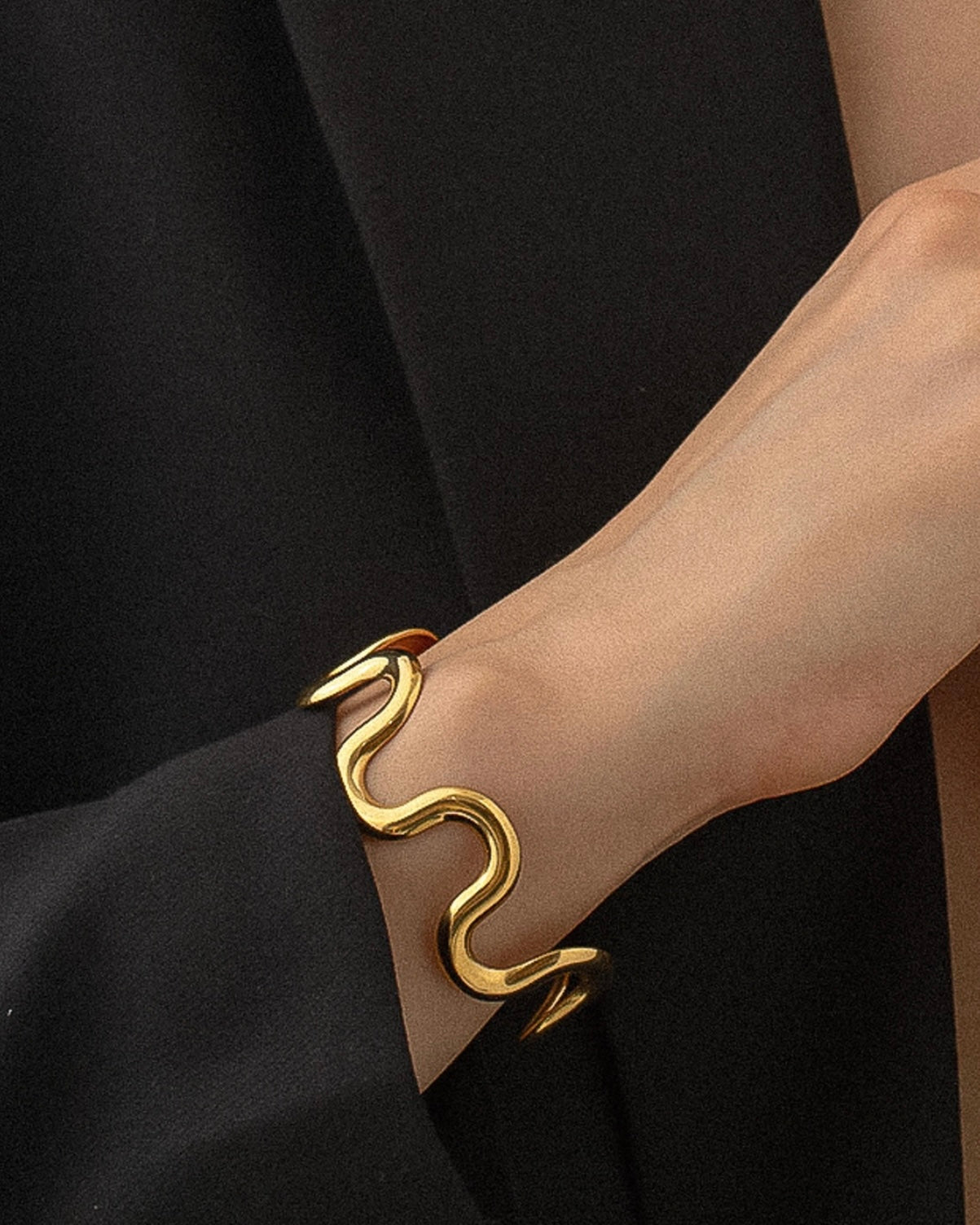 Wavy Bracelet