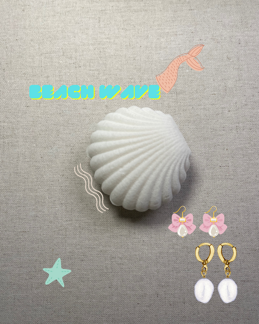 Charming Shell Jewelry Case