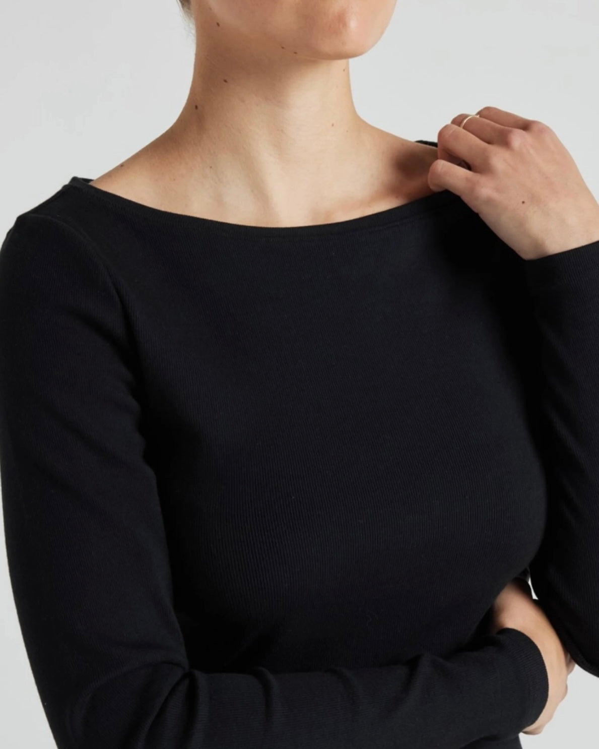 Serene BLK Long Sleeve