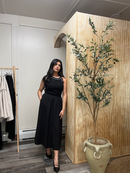 Black Poplin Skirt
