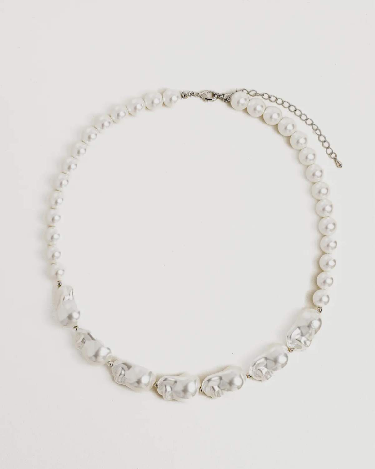 Water pearl necklace 