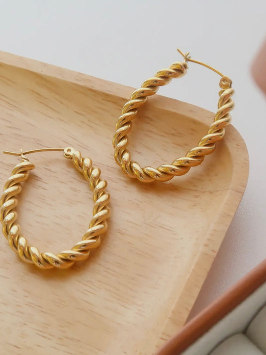 Non-Tarnish Braided Hoop Earring
Stainless Steel
Measurement (L x W inch): 1.3 × 1
- Lead and Nickel Free
- Hypoallergenic
- Water Resistant