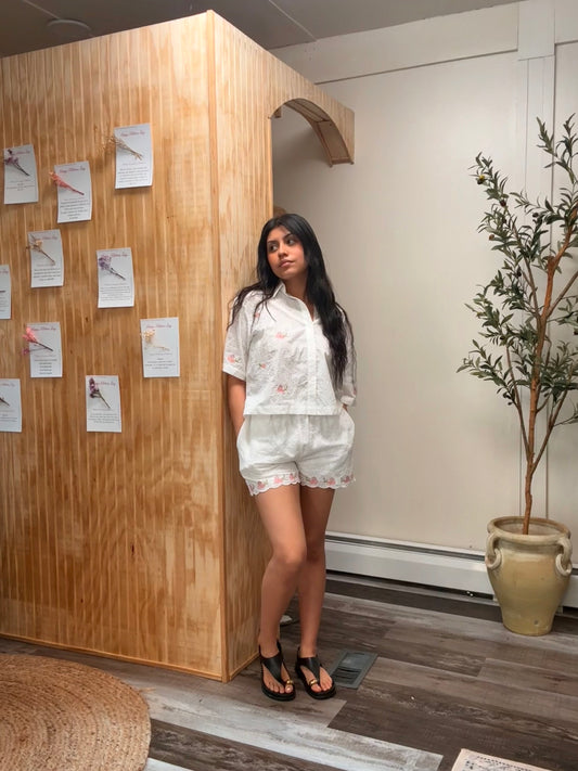 Floral embroidered Shorts
