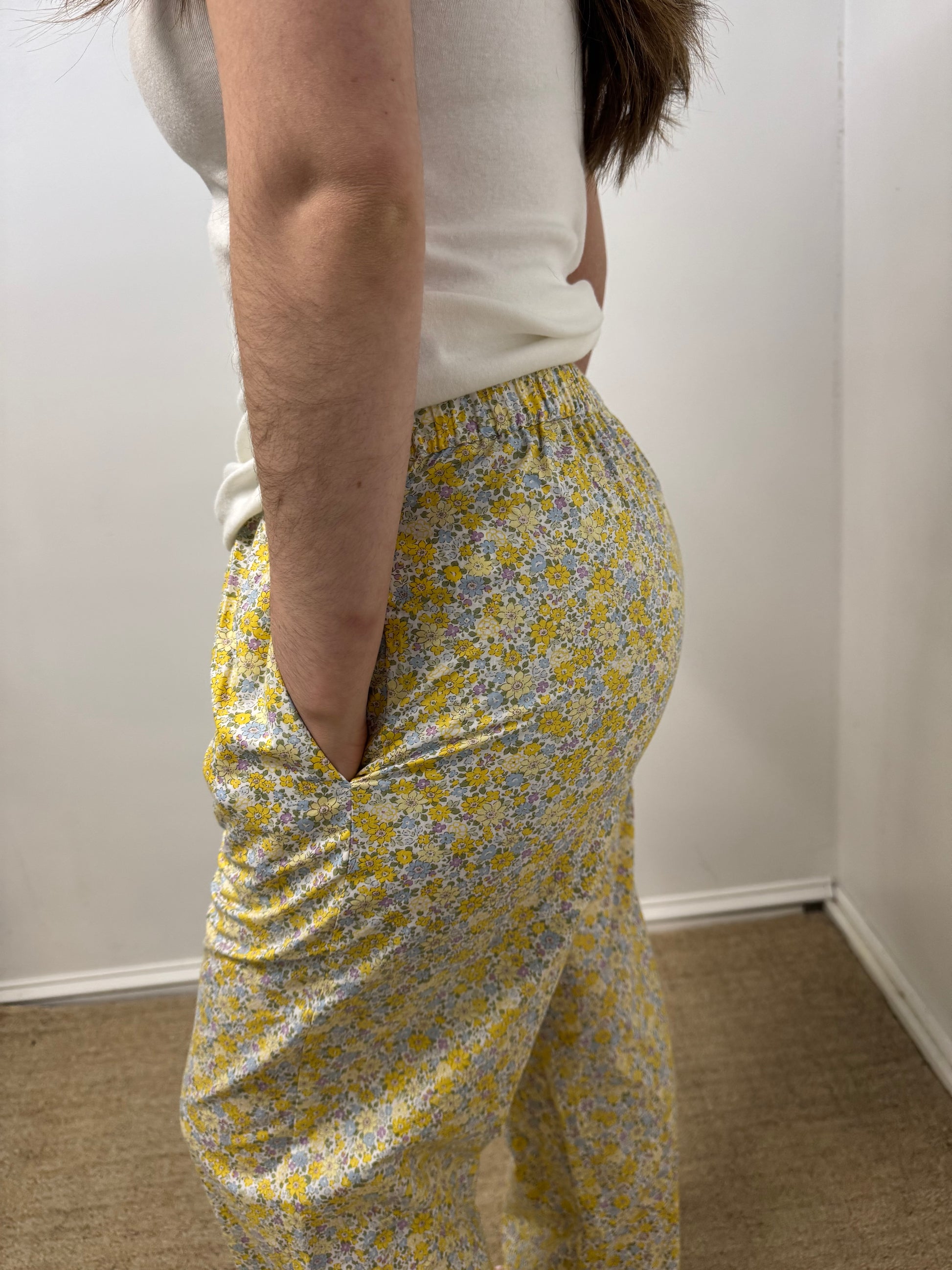 Butter yellow pants outfit Pinterest 