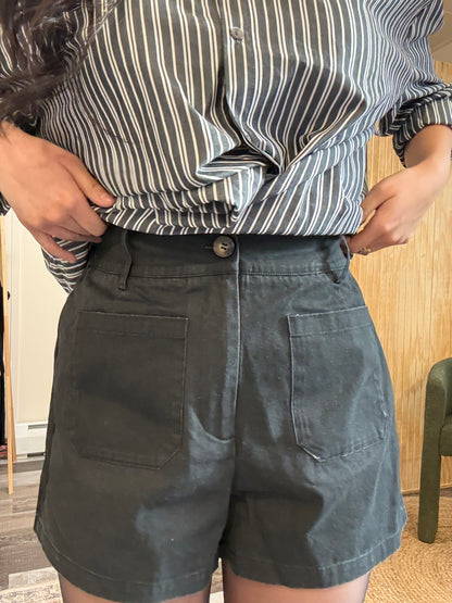 Zele Shorts